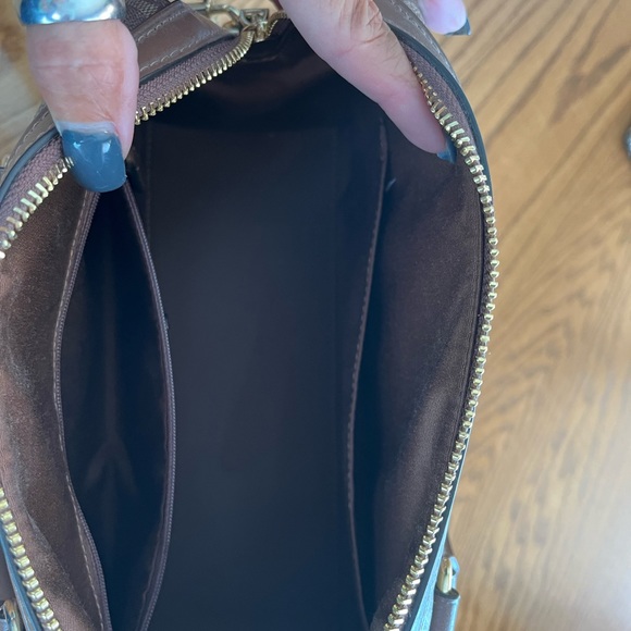 Brand new w/tags Coach Khaki Saddle 2 bag. - Picture 2 of 5